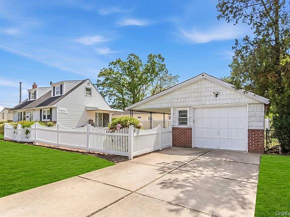 3rd image of 1294 Owens Place