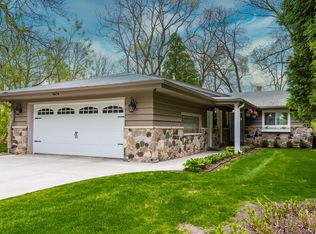 5674 N River Forest Dr, Glendale, WI 53209