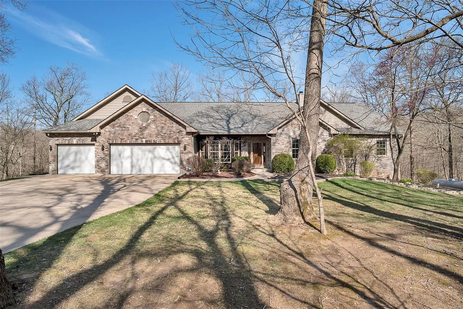 13 Pine Cliff Ct photo 1