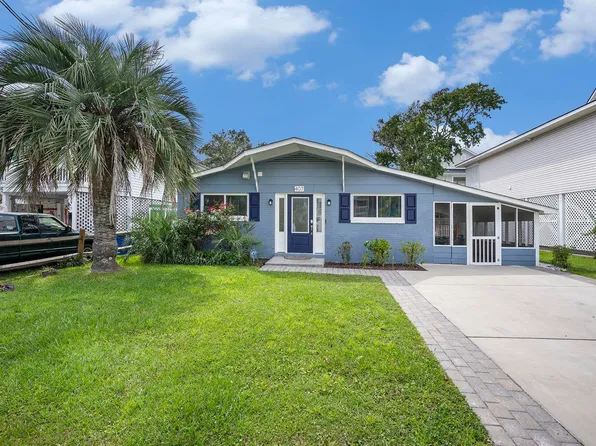 407 21st Ave. N, North Myrtle Beach, SC 29582