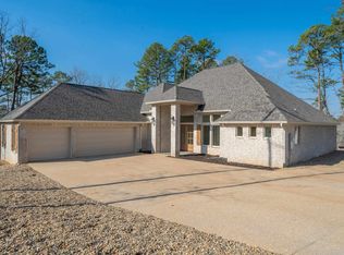 9 Loyola Way, Hot Springs Village, AR 71909