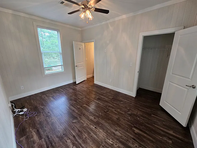5444 Raymond Stotzer Pkwy — Photo 15