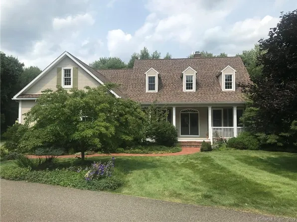 52 Peck Lane, Watertown, CT 06795