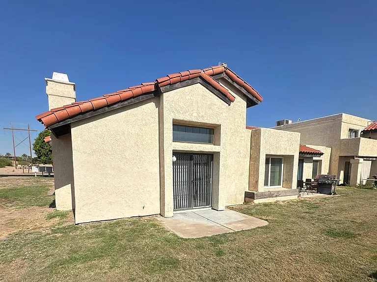 10485 S Del Valle Dr — Photo 21