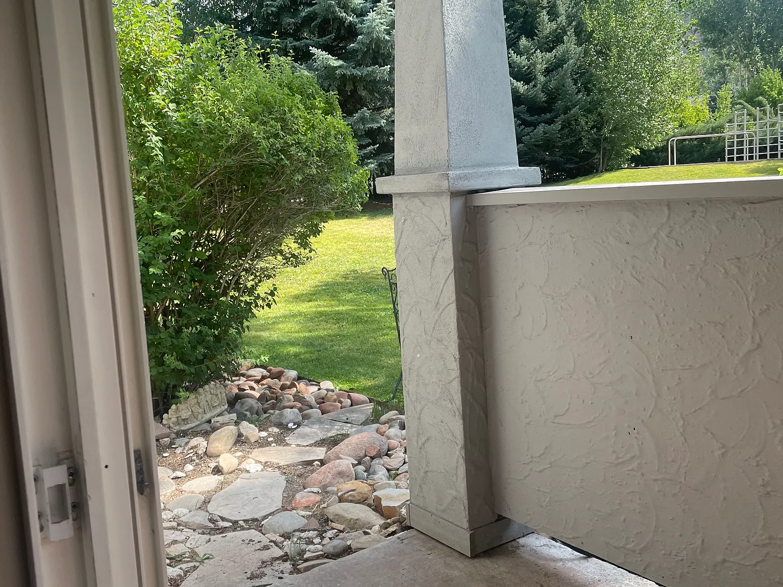 1 bed, 400 sqft, $1,800 — Photo 3