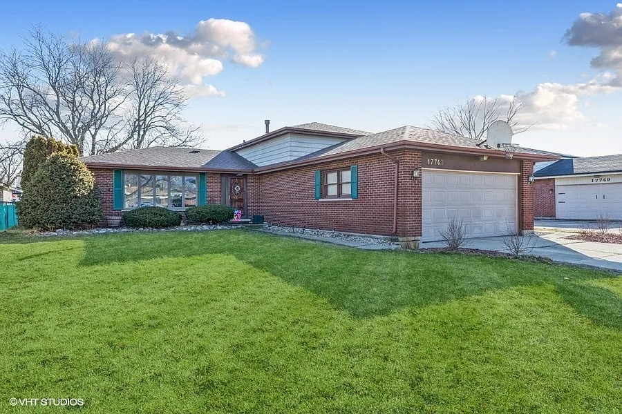 17743 65th Ave photo 1