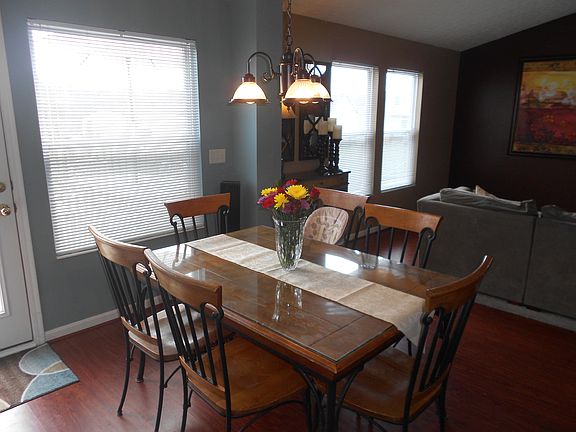 5th image of 725 Berlander Dr