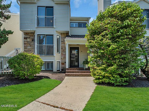 2nd image of 580 Patten Avenue #77