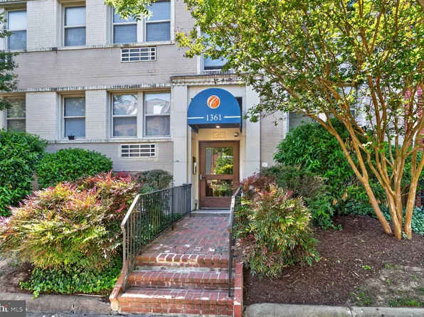 1361 K St SE APT 303, Washington, DC 20003
