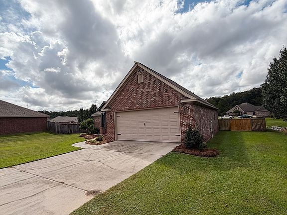 2nd image of 23 W Spruce