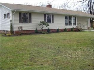 1029 Meadowlane Dr, Ashtabula, OH