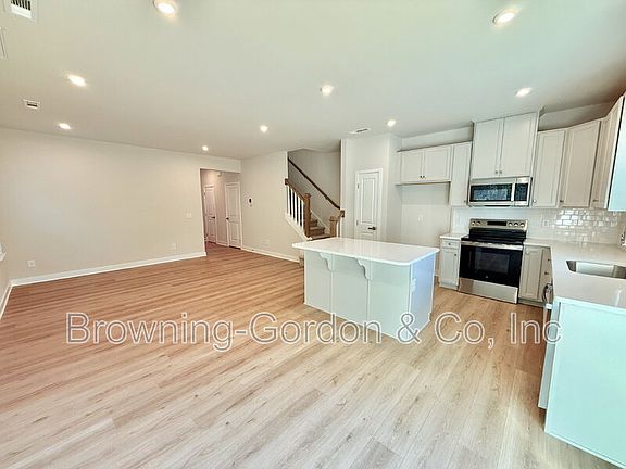 3rd image of 321 Brightsmith Ln Unit A