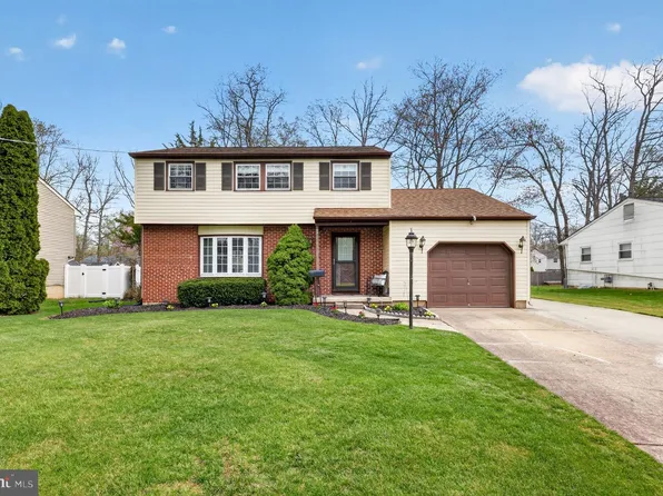 23 Indian Birch Rd, Turnersville, NJ 08012