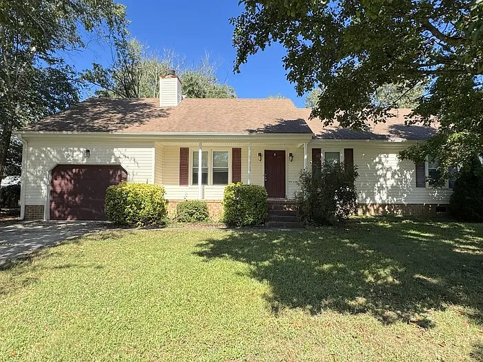 4 bed, 2.0 bath, 1748 sqft, $2,895 — Photo 2