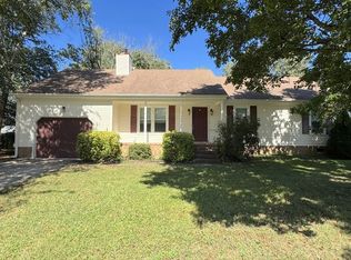 616 Marston Dr, Chesapeake, VA 23322