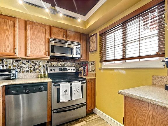 3rd image of 3888 Villa Rose Ln