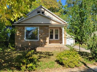 505 Graceland St NE, Grand Rapids, MI 49505