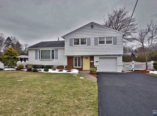 334 Jeffer St, Ridgewood, NJ 07450