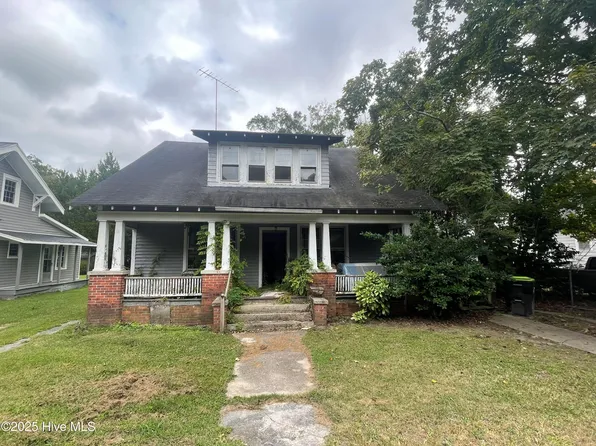 517 Warren Street, Williamston, NC 27892