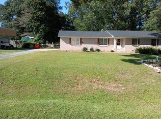 121 Brown Dr, Warner Robins, GA 31093