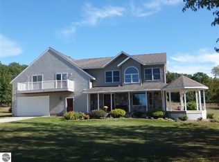 9655 N Martin Rd, Honor, MI 49640