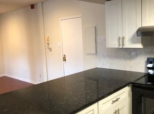 1804 Green St #207, Philadelphia, PA 19130