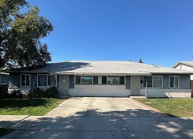 2nd image of 2305 E Shields Avenue