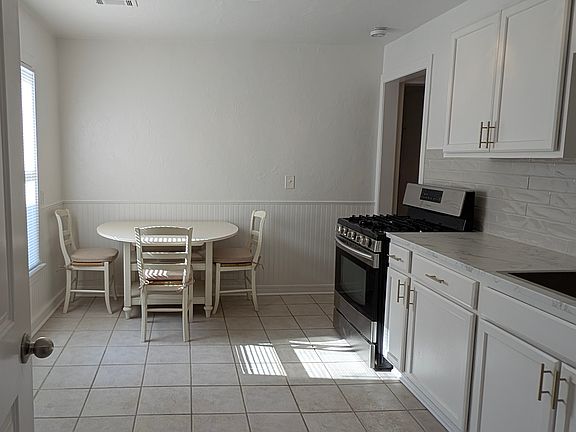 4th image of 2304 NW 31st St
