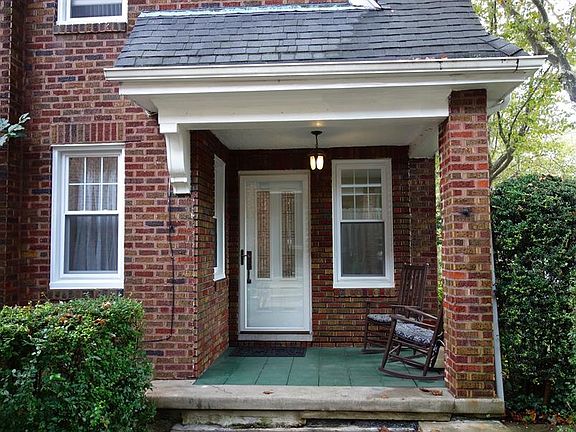 5th image of 326 E Allens Ln
