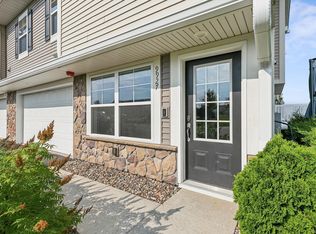 9927 5th Street Ln N, Lake Elmo, MN 55042