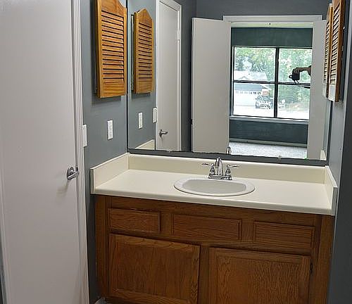 5th image of 7649 Northpointe Dr