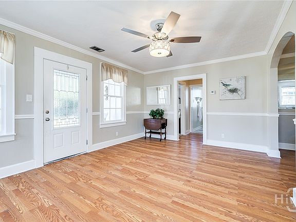 5th image of 513 E 62nd Street