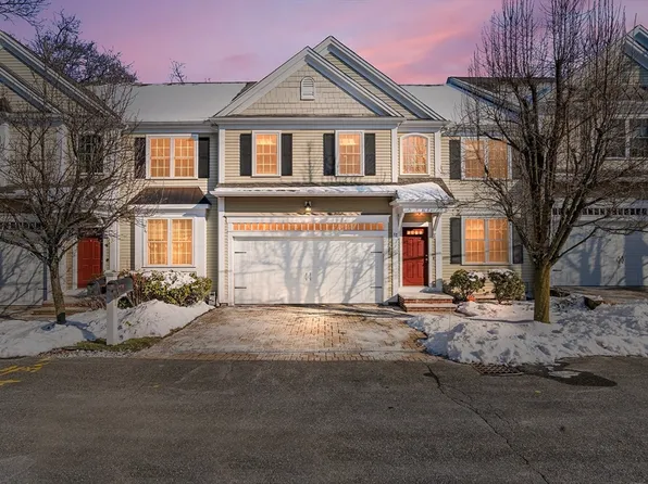 17 Parker Ct #17, Natick, MA 01760