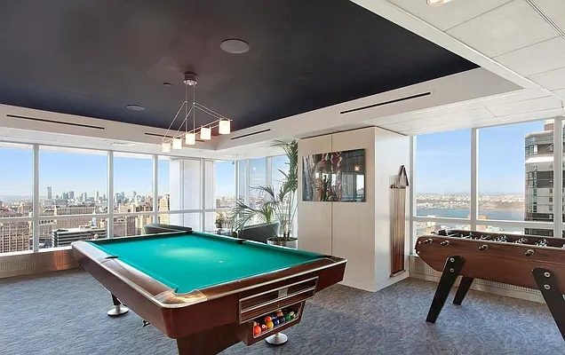 Rented by Winston Realty Group | media 20