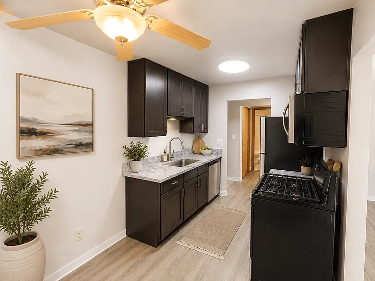 Richfield Square Apartments — Photo 50