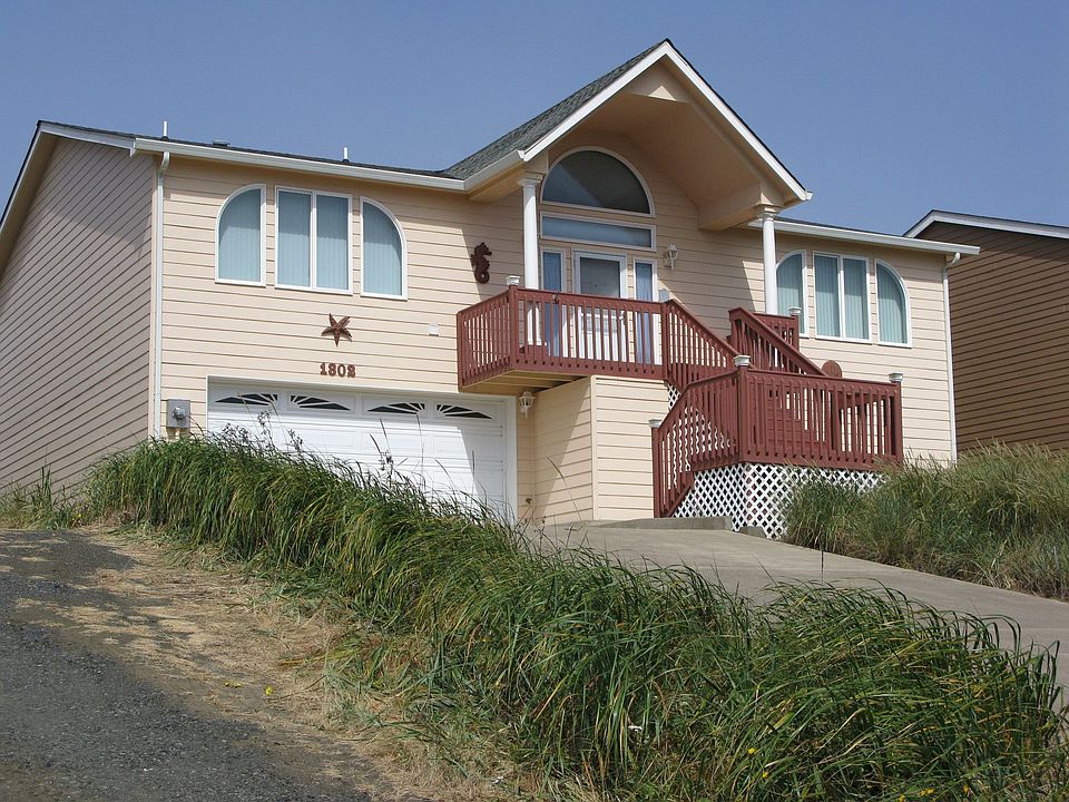 1st image of 1302 NW Oceania Dr