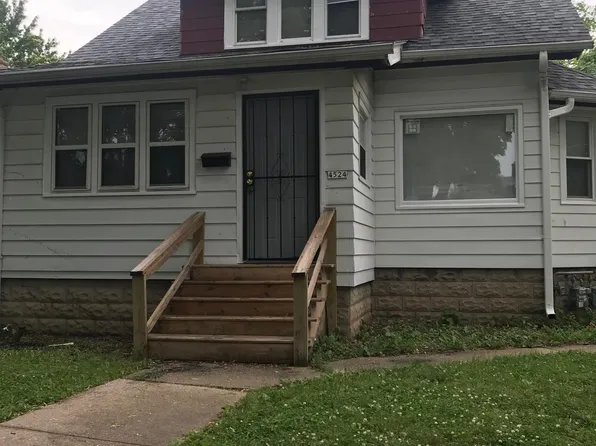 4524 N 29th St, Milwaukee, WI 53209