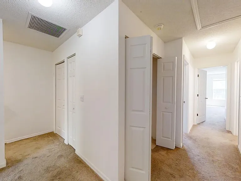 4121 Winding River Way — Photo 11