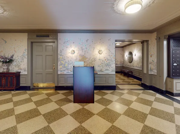 1 Christopher Street image 19 of 22