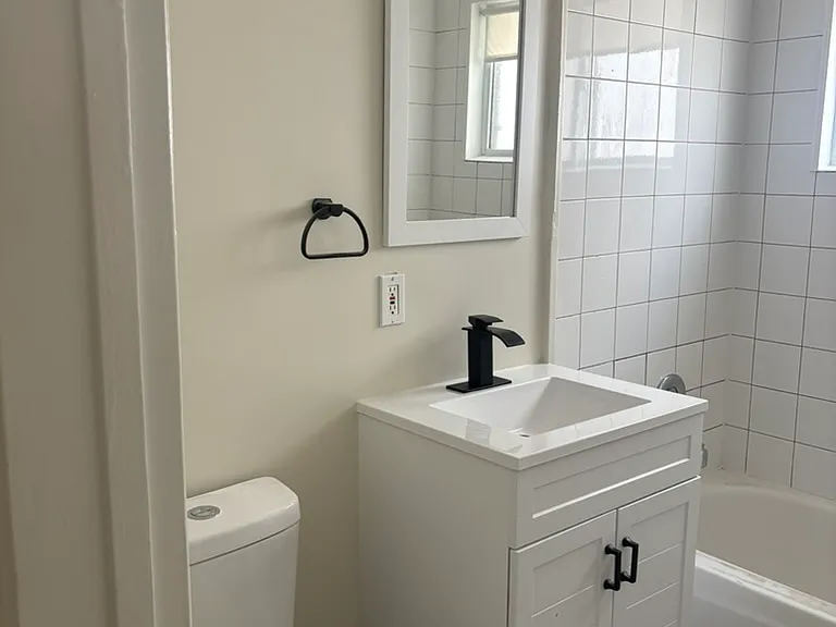 3345 Grim Ave #3345.5 — Photo 7
