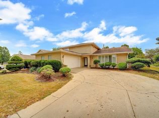 8409 Wheeler Dr, Orland Park, IL