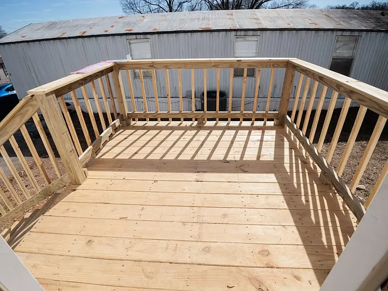 300 Randell Dr #17 — Photo 5