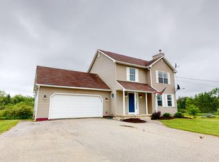 4 Maefield Ln, Hudson, ME 04449