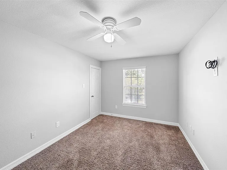 3002 Paige St — Photo 13