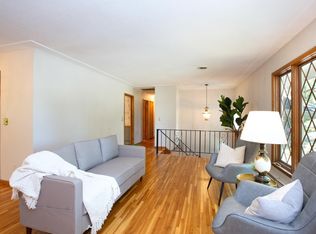 6324 Parnell Ave, Edina, MN 55435