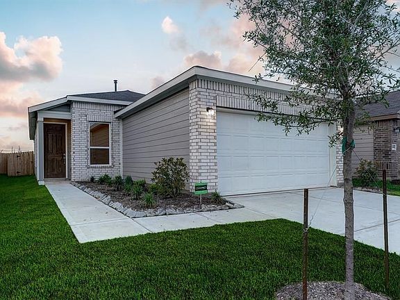 2nd image of 6031 Diamond Sky Ln