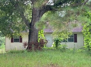 38 Shelby Magee Rd, Collins, MS 39428