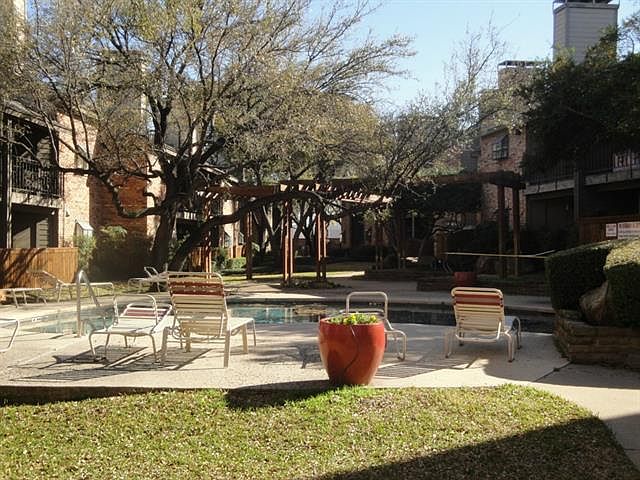 1st image of 15221 Berry Trl APT 805