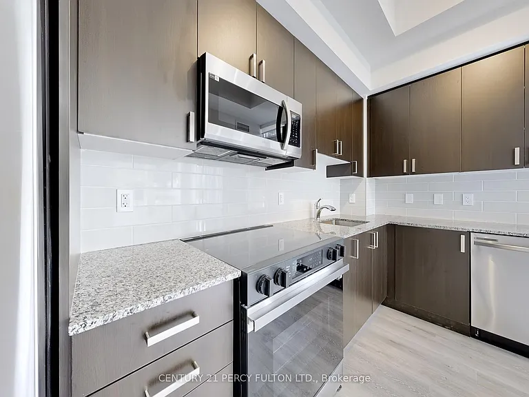 556 Marlee Ave #105 — Photo 16