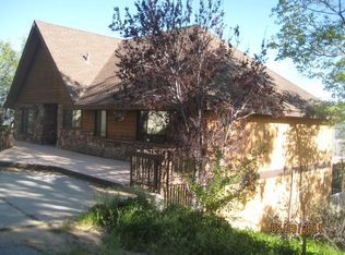27640 Matterhorn Dr, Lake Arrowhead, CA 92352
